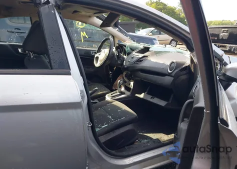 2014 Ford Fiesta Se z USA, uszkodzony, nr VIN 3FADP4BJ8EM118009